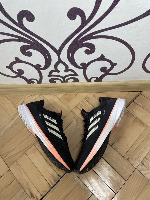 Кросівки Adidas SL 20