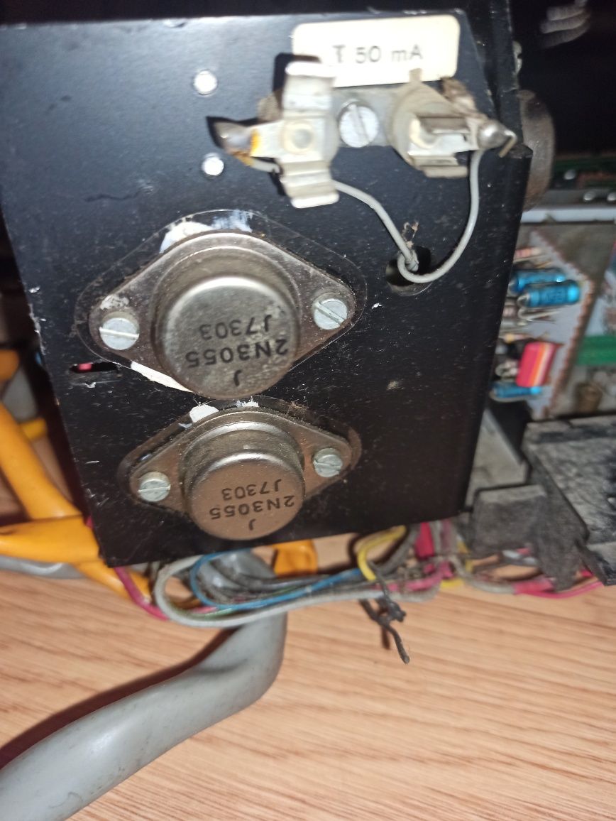Posiadam części do magnetofonu szpulowego Philips n 4418 !