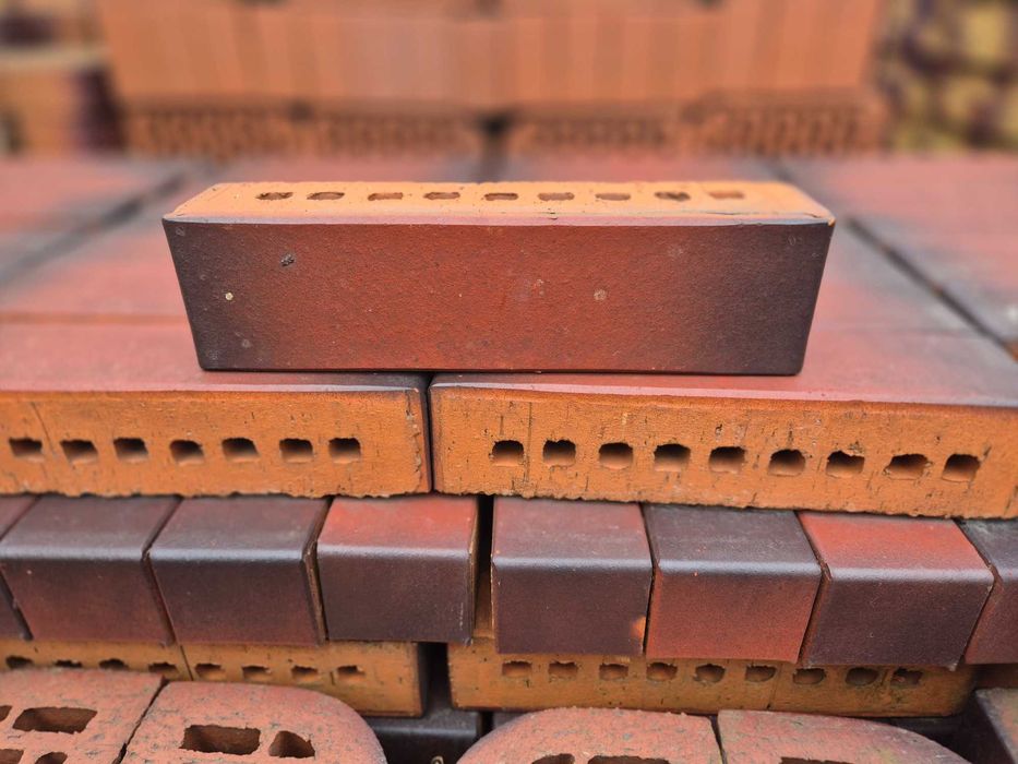 Cegła klinkierowa Kalahari połówka 1/2, czerwona cieniowana