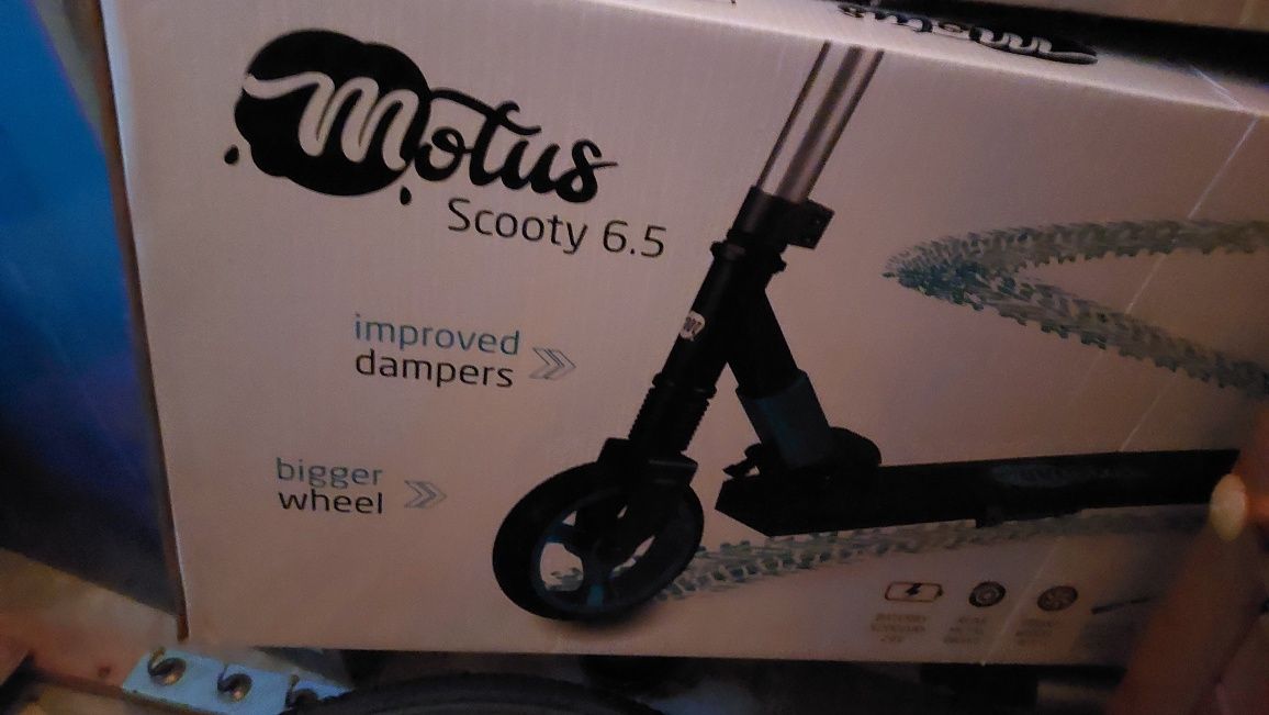 Hulajnoga Motus Scooty 6.5