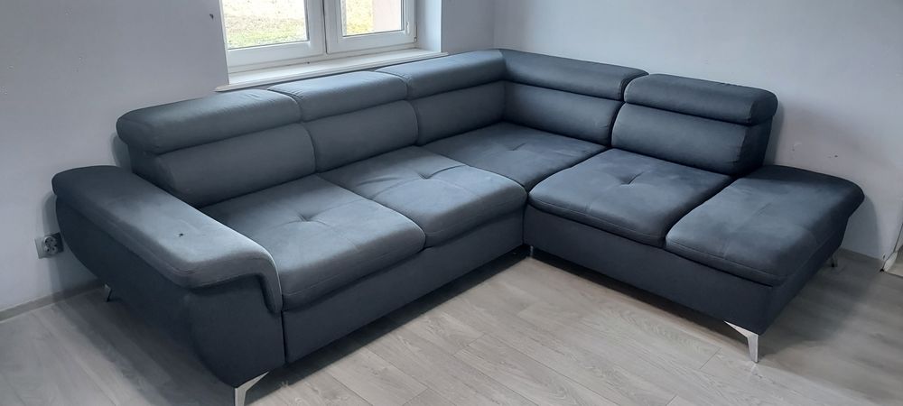 Kanapa narożna z funkcją spania
