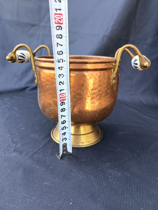 Doniczka osłonka na doniczkę