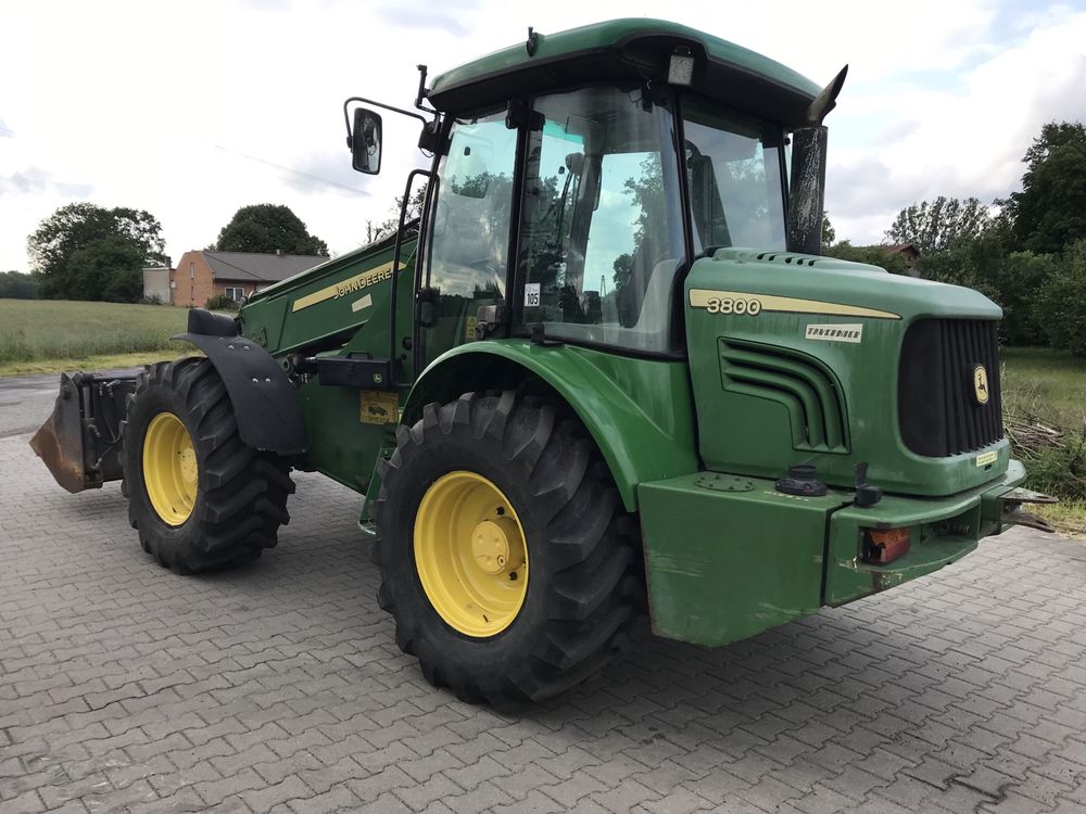 Ładowarka teleskopowa John Deere 3800 łamana w pół Manitu zNiemiec JCB