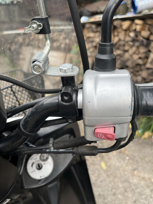 Скутер Yamaha Geer 4t