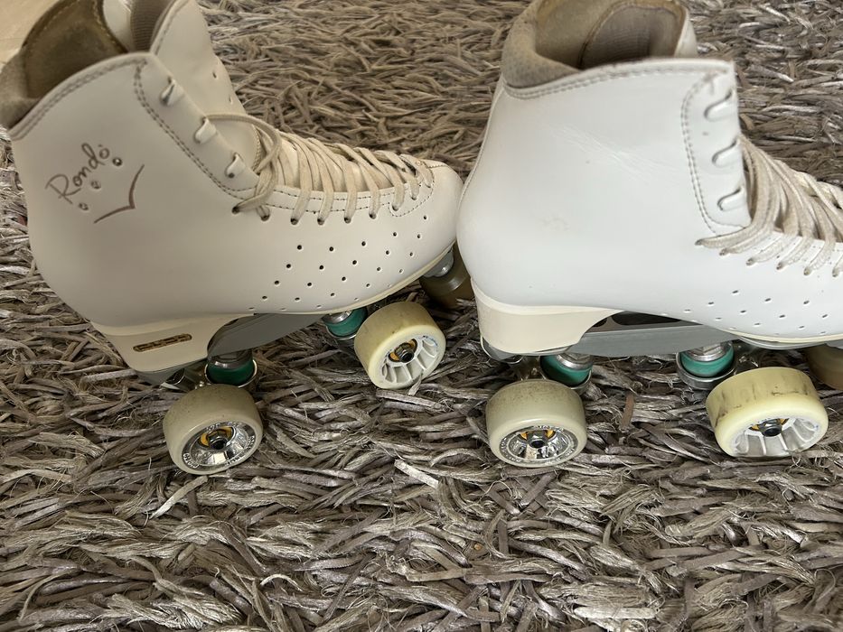 Patins Edea 235 muito bom estado. Modelo mais recente