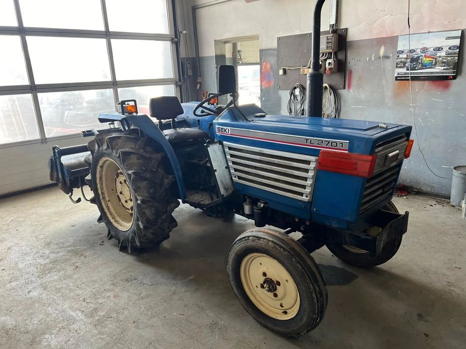 Iseki TL2701  Miniciągnik Iseki TL2701 Kubota Yanmar