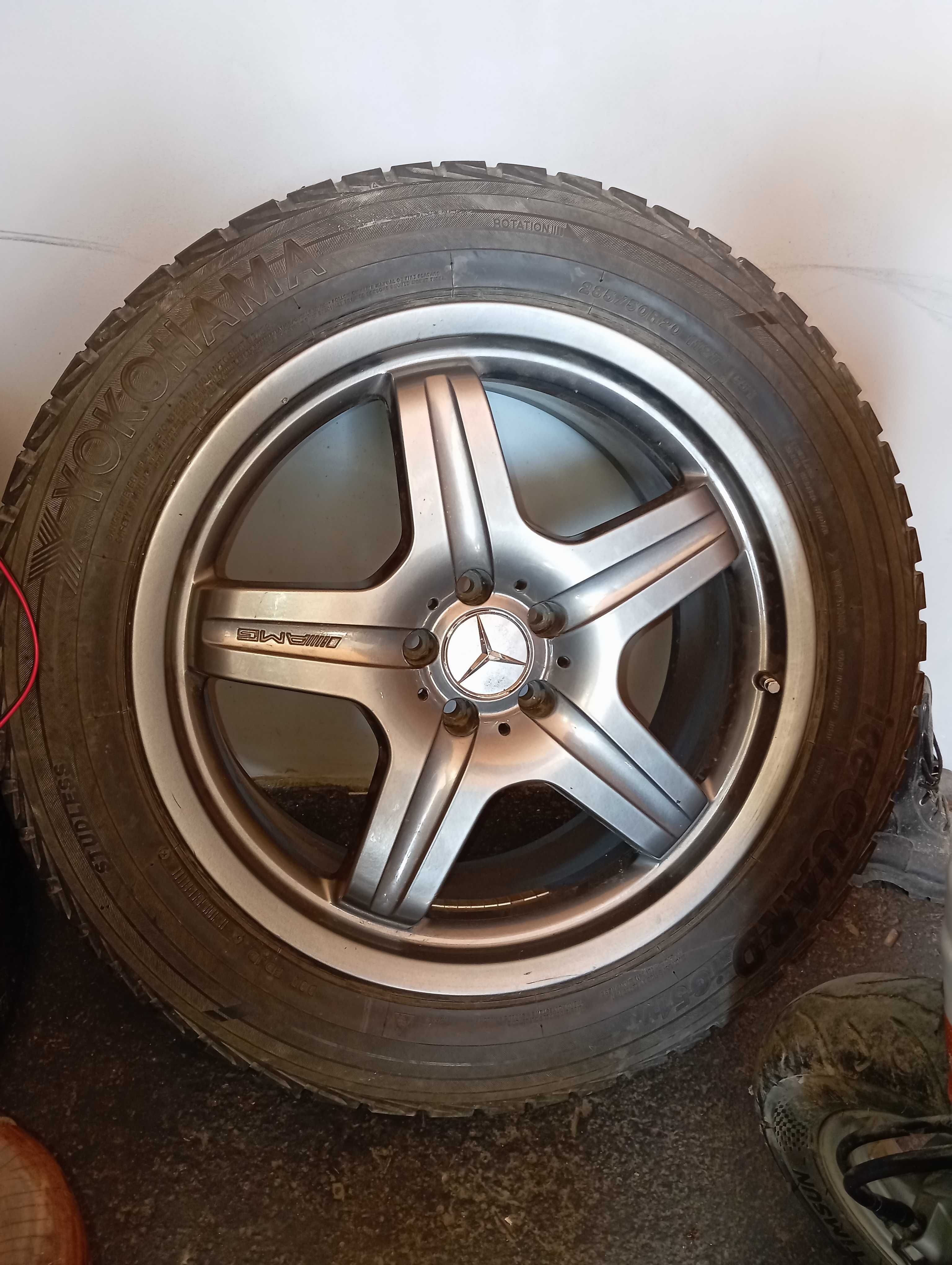 Продам диски в хорошому стані , мерседес AMG .