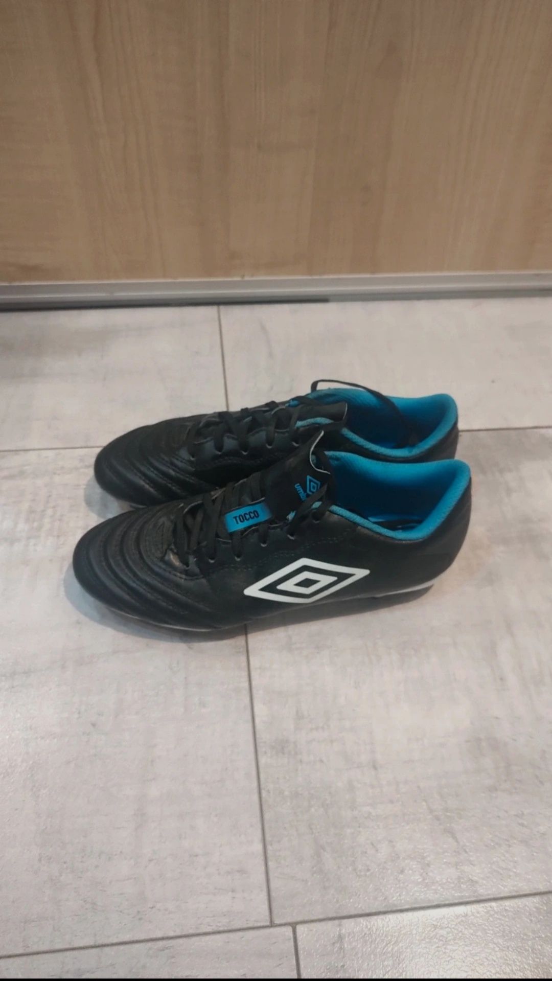 Korki Umbro 37.5