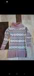 Sweter w stylu skandynawskim