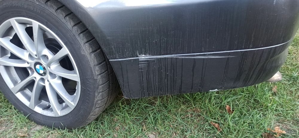 авто  BMW  320 .