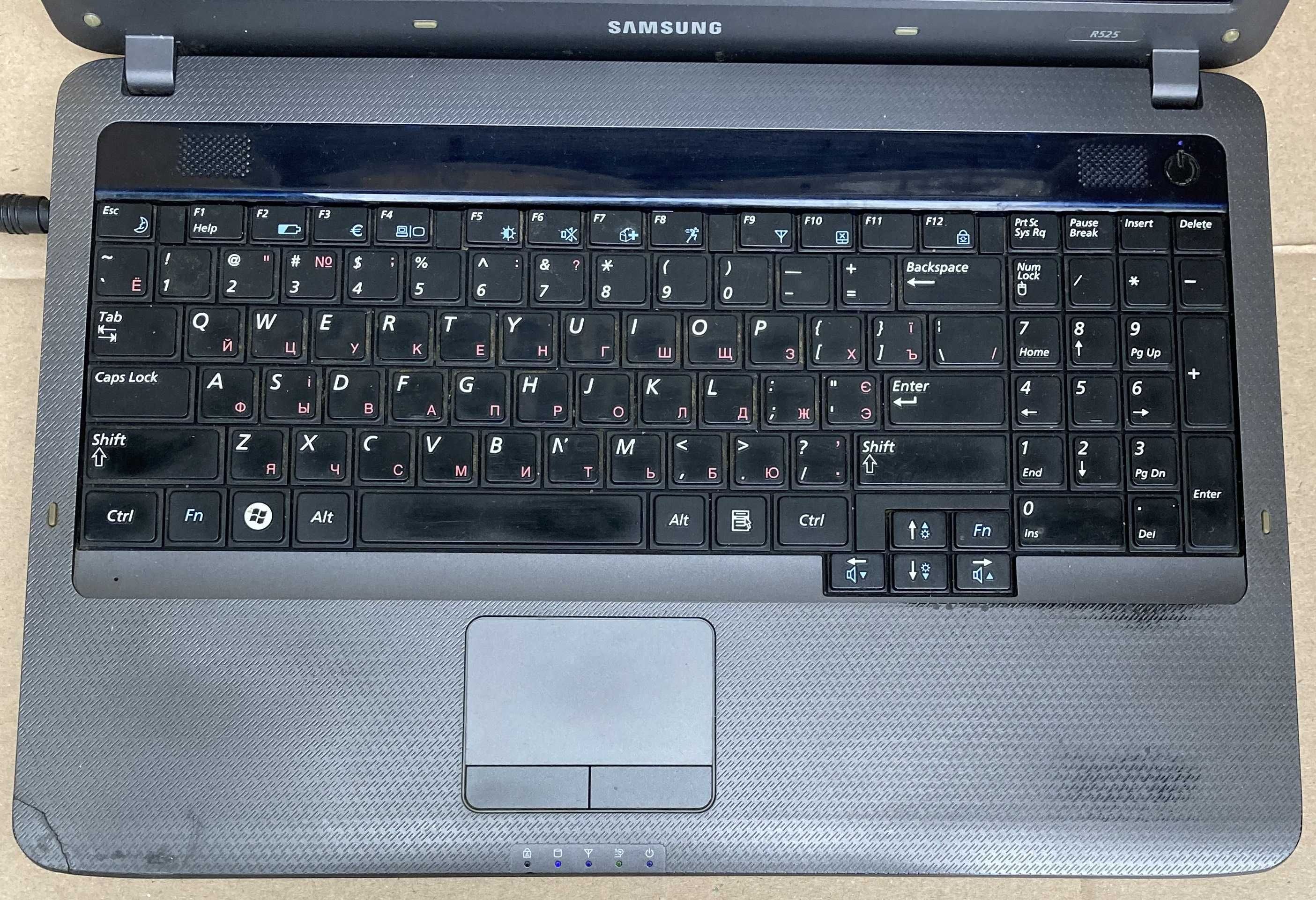 Ноутбук Samsung R525 Dual Core M320 RAM 1Gb HDD 160 Radeon 5470M 512Mb