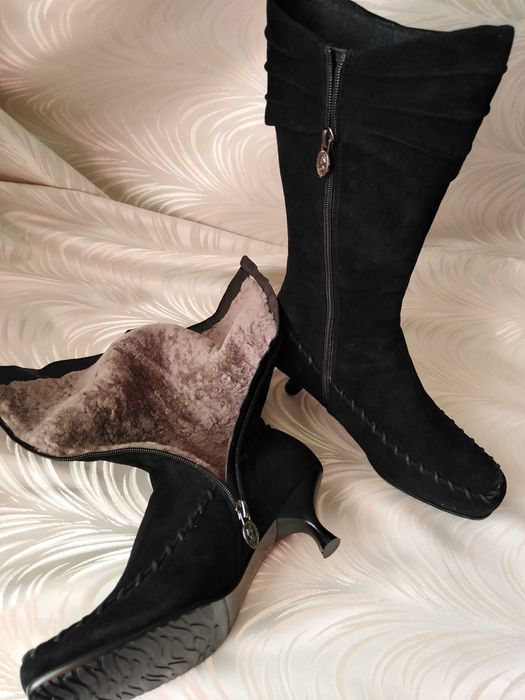 Чоботи жіночі, зимові, натуральний замш