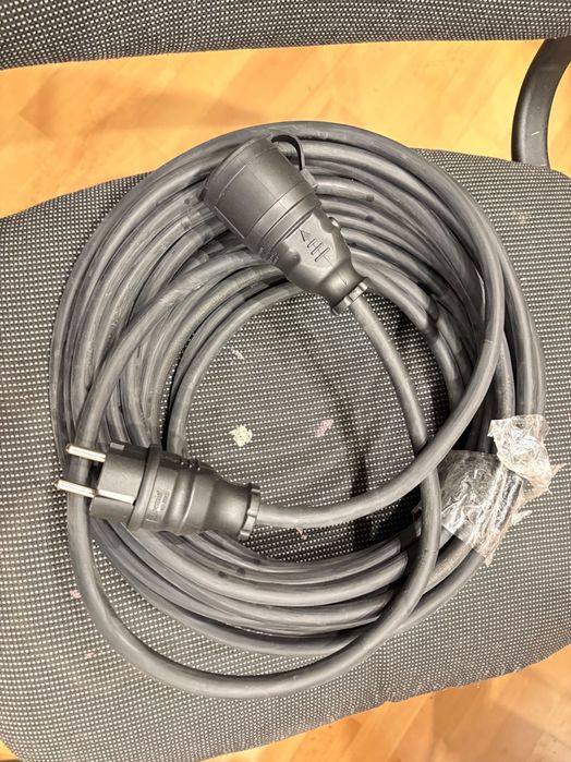 Подовжувач елект 1 гніздо із заземл 16А 3.5 кВт 15 м, підх для ел моб.