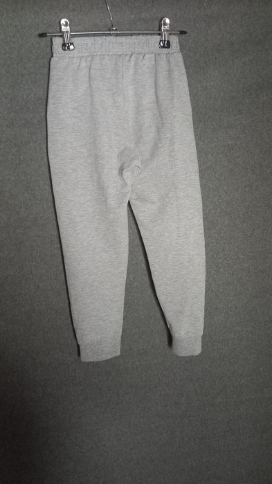 Утеплені спортивні штани на дівчинку 116 см