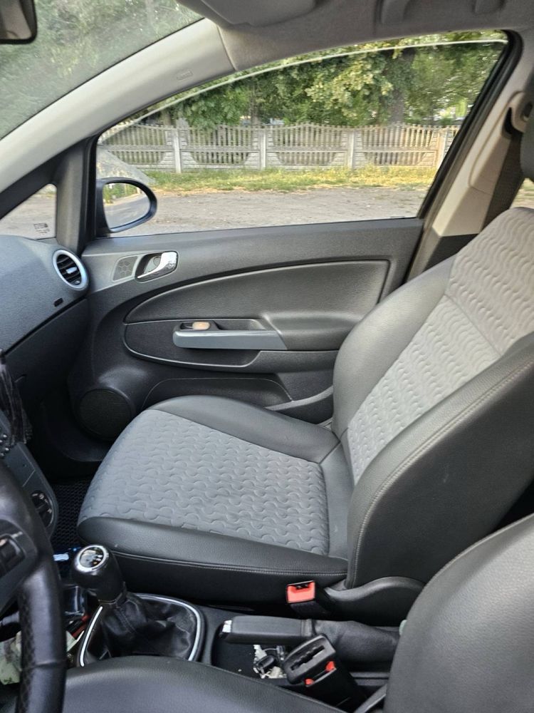 Продам Opel corsa 1,3 дизель