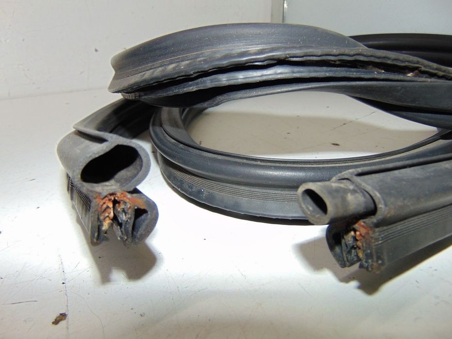 Ford Puma borrachas portas/Mala