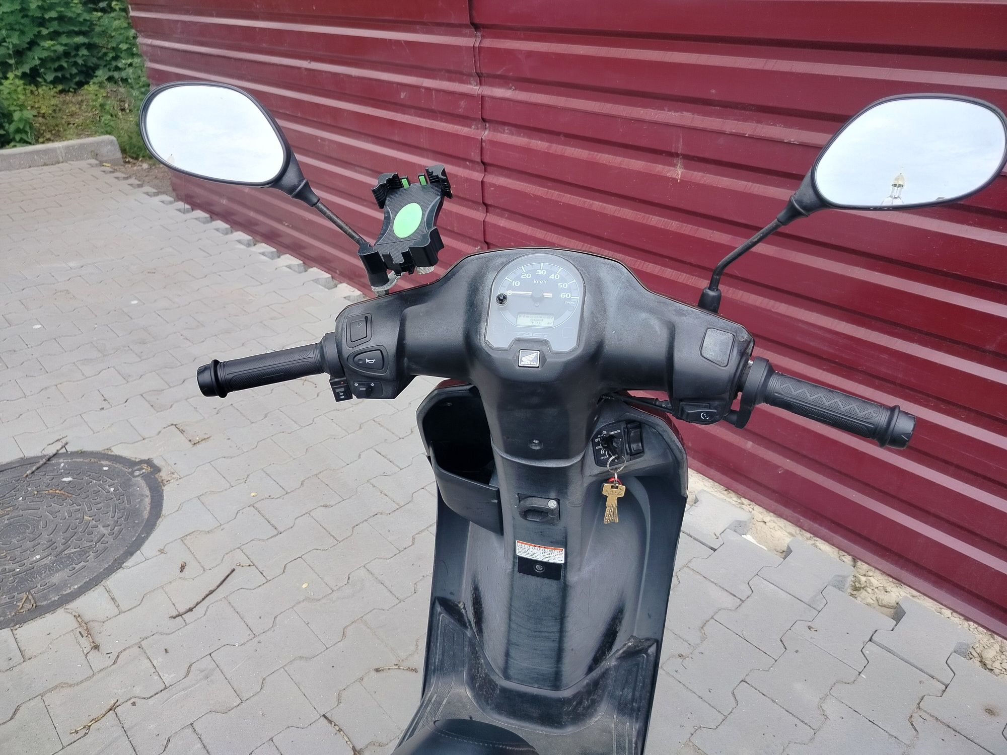 Продам Honda takt 75