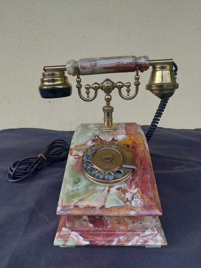 Stary telefon analogowy onyx nr 11