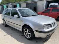 Volkswagen  Golf