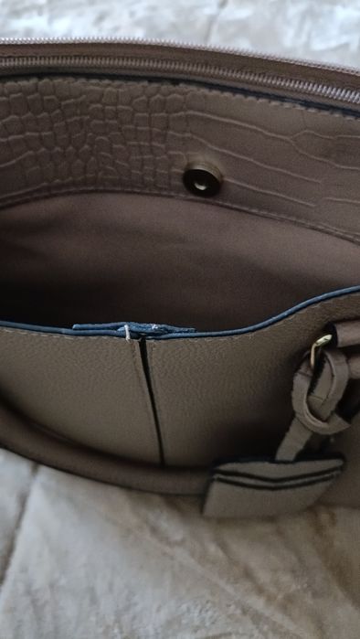 Mala Elegante Bege -Como Nova