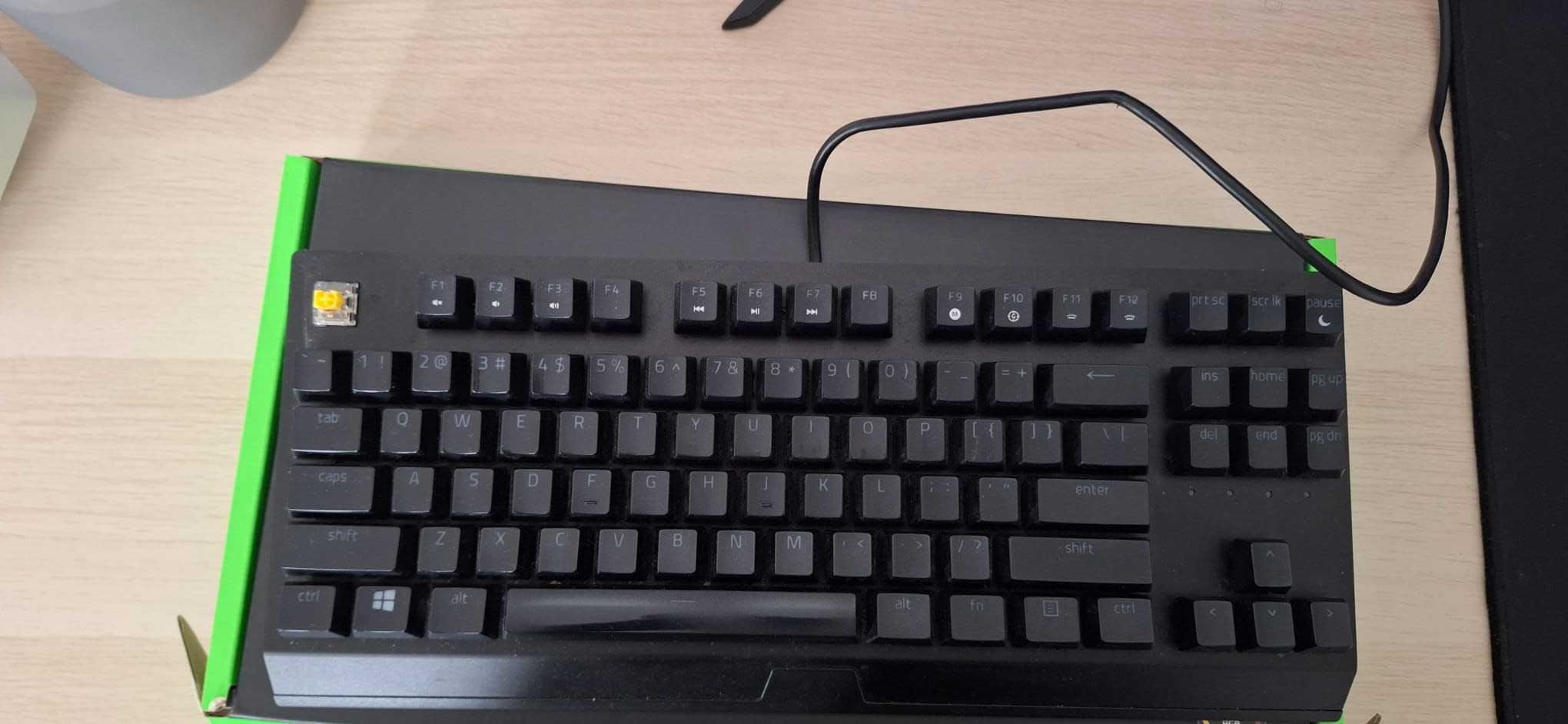 Teclado Razer Blackwidow V3 TKL Yellow Switches