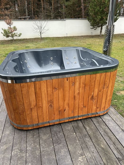 Jacuzzi Wellness Balia Sauna Spa Ogrodowa Leżanka Akryl