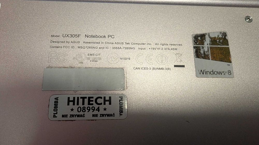 Asus UX305F ultrabook konkurencja dla Macbook Air, 1,35 kg, win 11.