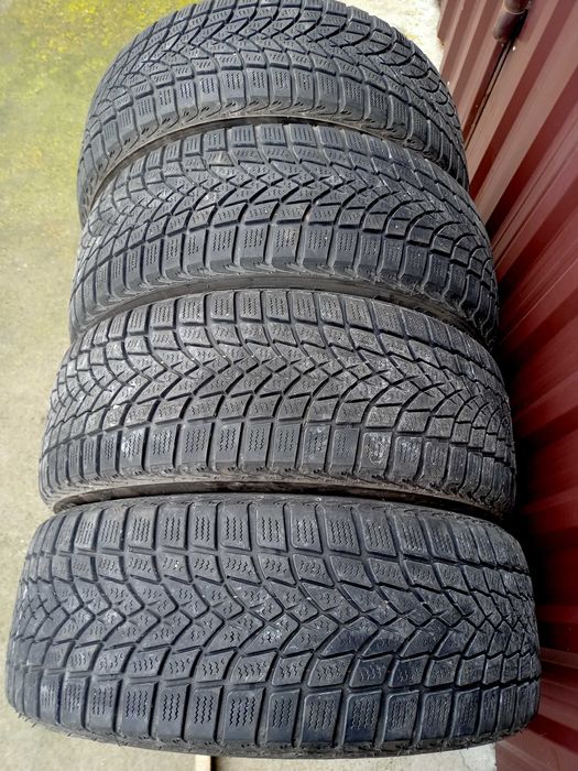 Opony zimowe Dayton 205/55R16