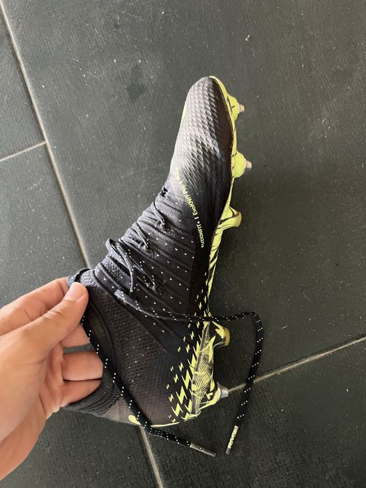 Chuteiras oficiais puma