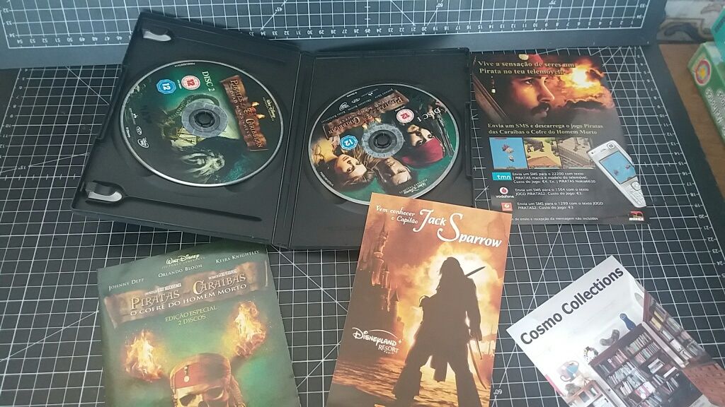 DVDs Piratas das Caraíbas edições especiais. Com 2 discos cada