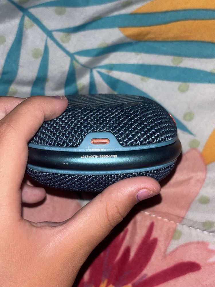 Coluna JBL Clip 4