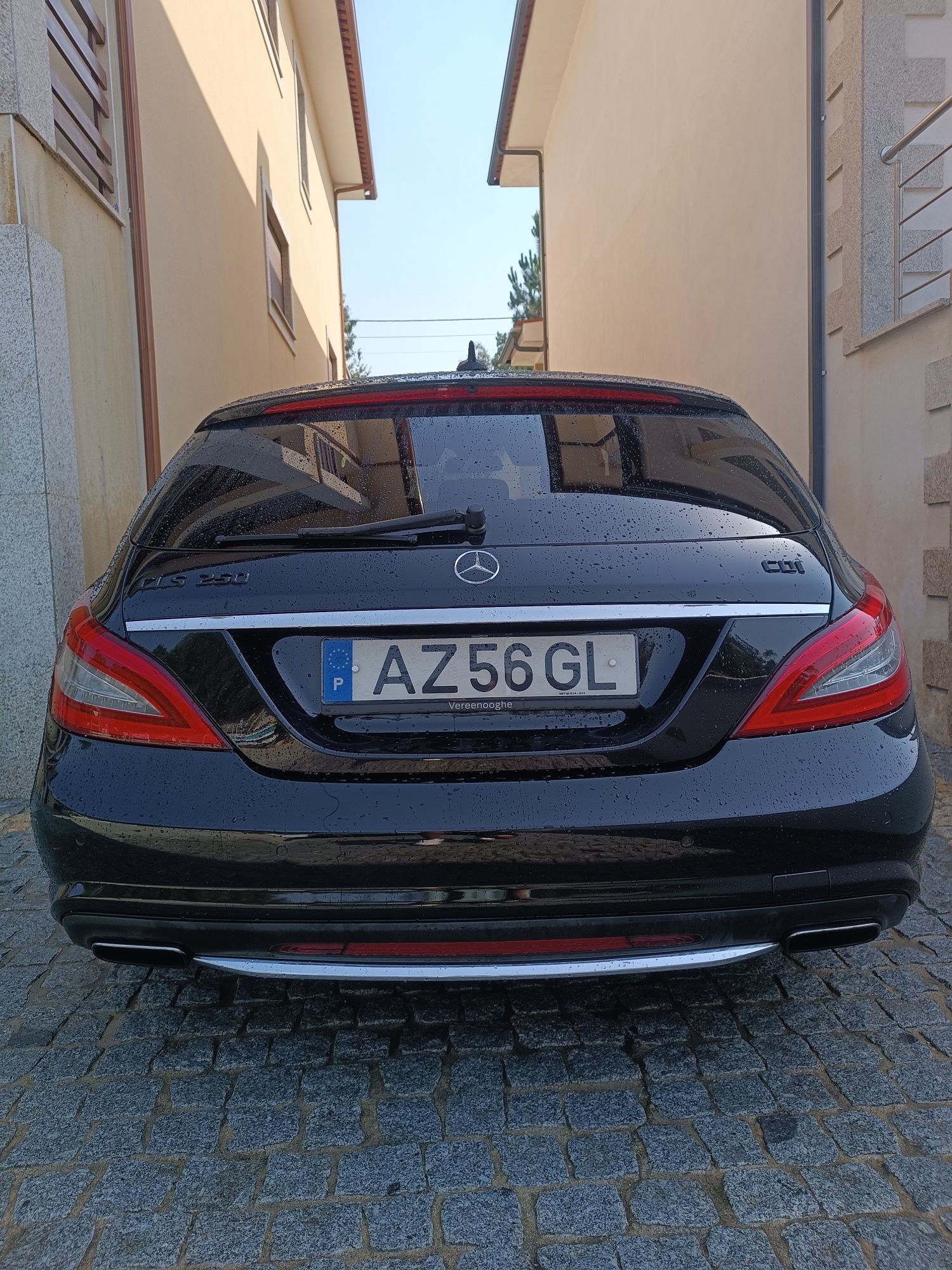 Mercedes cls shooting brake 250 cdi 204cv