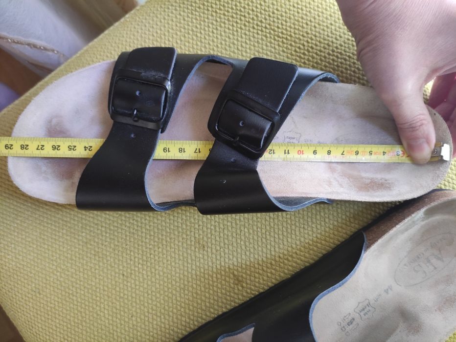 Сандалі шкіряні шльопанці Німеччина