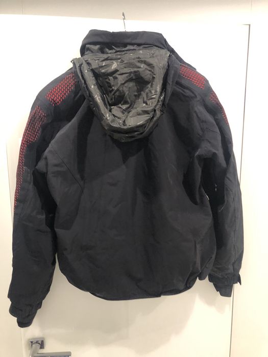 Kurtka sportowa narciarskak descente