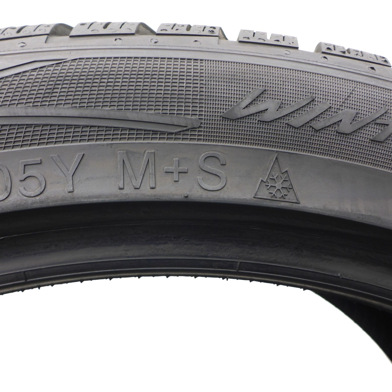 Opony 265/40/21 Vredestein 265/40R21 105Y XL Zimowe 2024 8-8,2mm