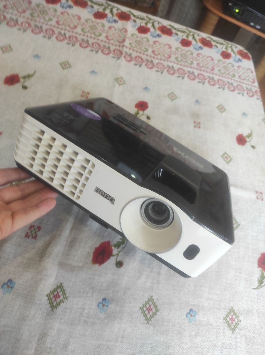 Мультимедійний проектор BenQ MX660P