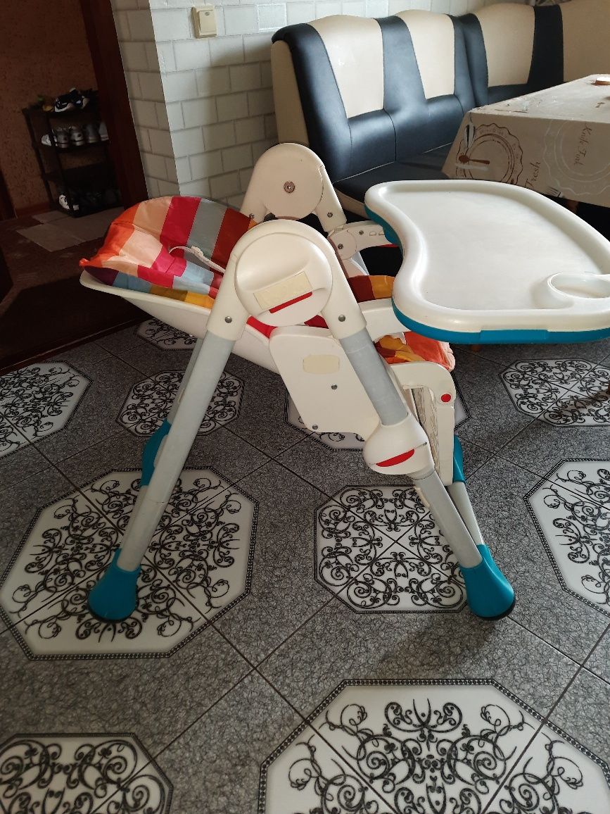 Стілець для годування Chicco Polly