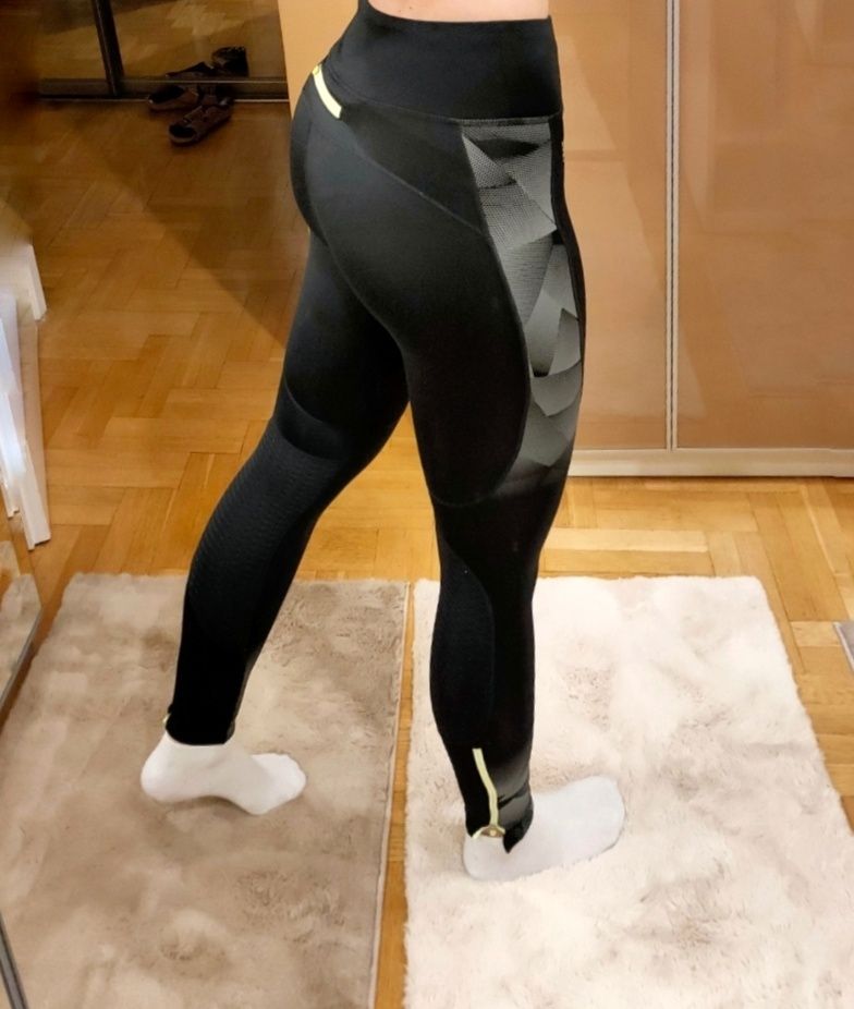 Legginsy 4f pro z zamkiem regulacja w pasie nieużywane nowe rozmiar M