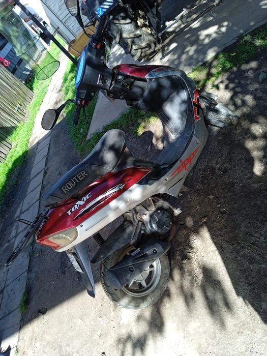 Skuter Zipp Toxic 2t