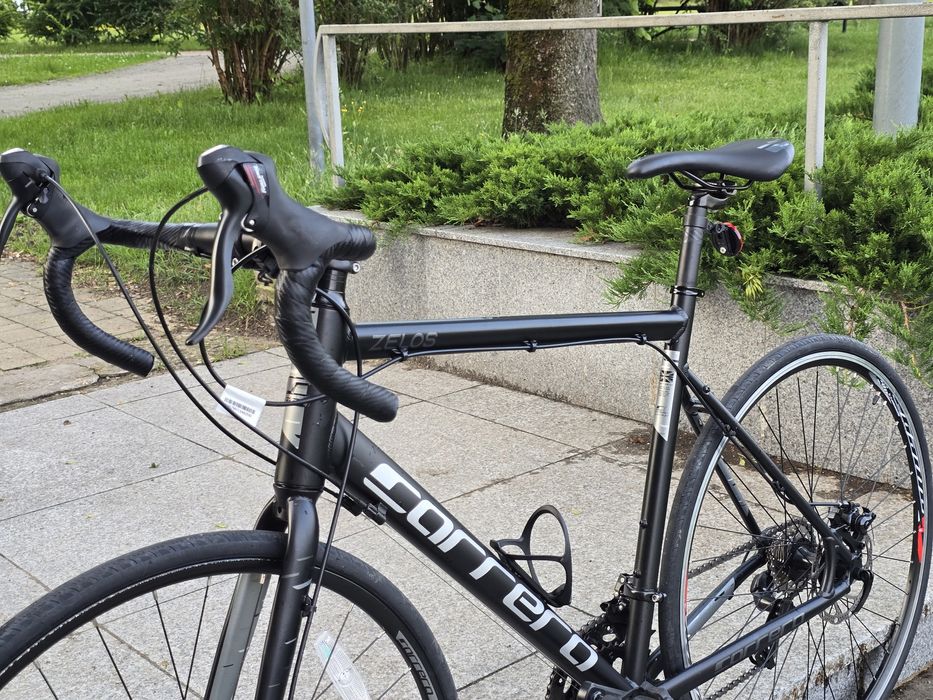 Carrera Zelos 56cm
