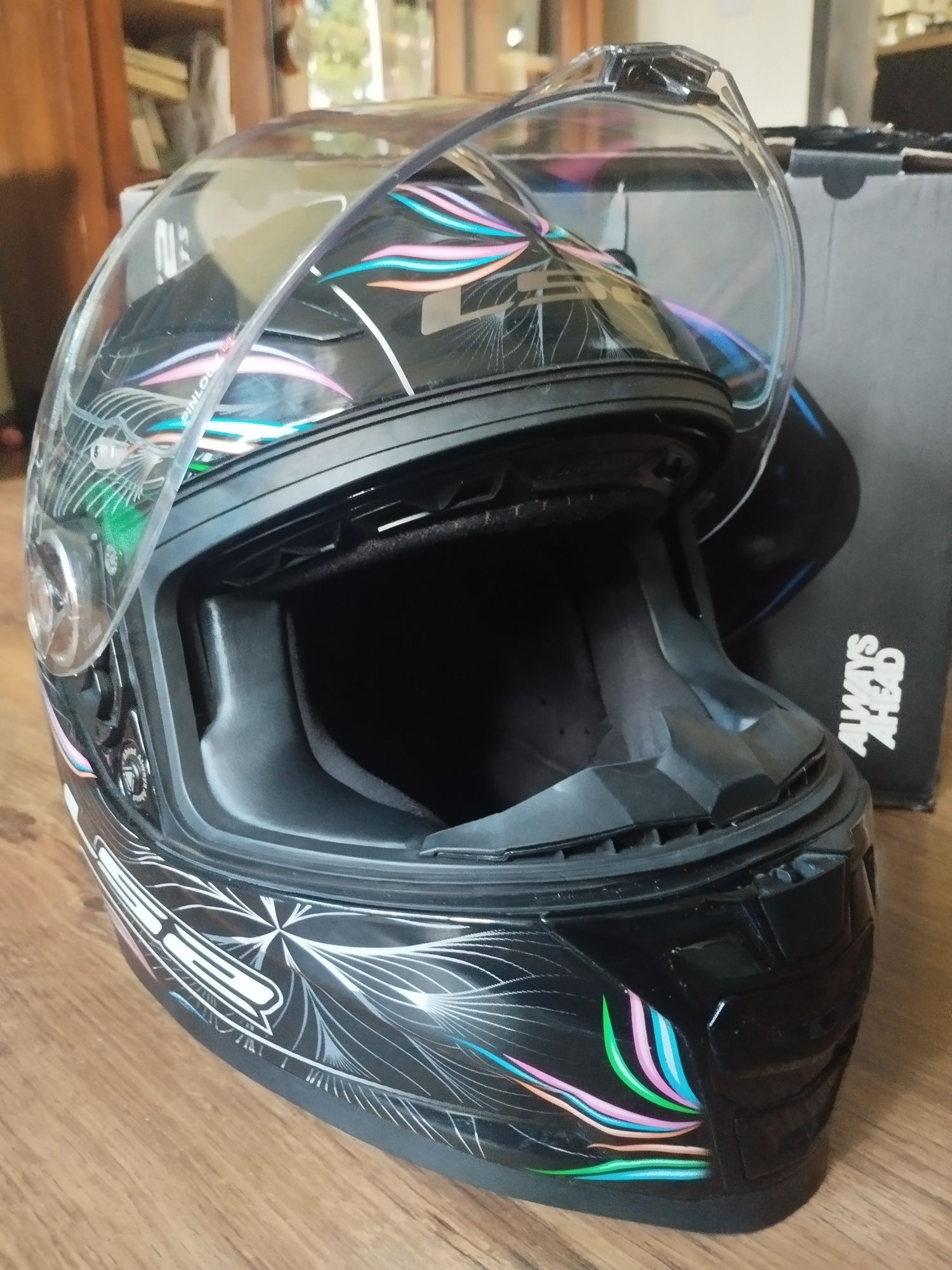 Kask LS2 VECTOR II FF811 XS Tropical Czarny-Biały