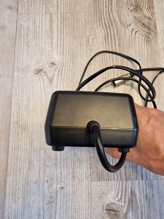 Ładowarka do roweru elektrycznego Giant