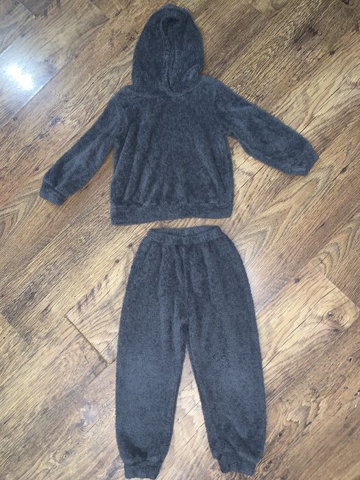 Набор  теплых пижам для мальчика 5-6 л,7-8 л