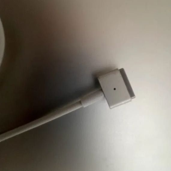 Magsafe 2 carregador apple macbook pro - ficha T - usado, generico 60w