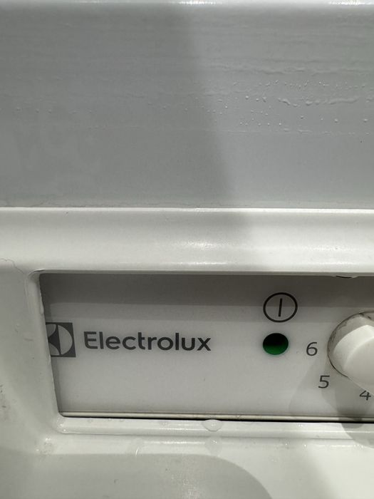 Встраиваемая морозильная камера