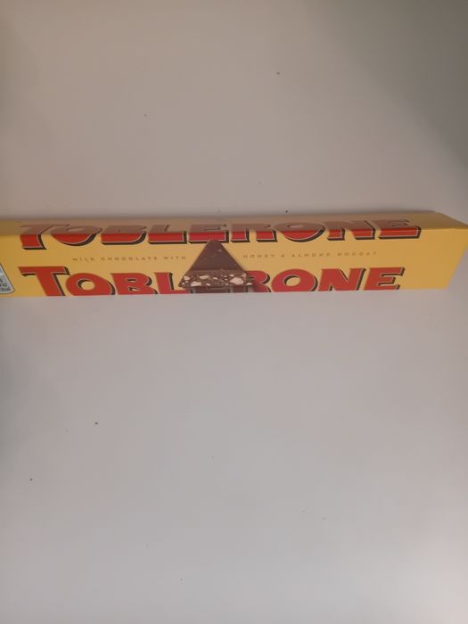 Zestaw 5 Sztuk Czekoladek Tobrelone 150G.
