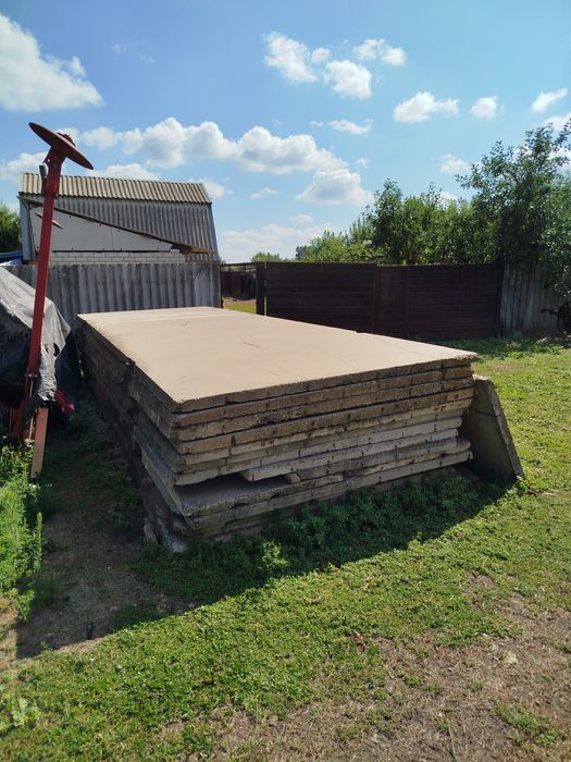 Продам плити заборні