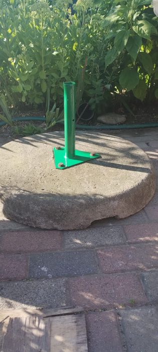 Stojak betonowy na parasol