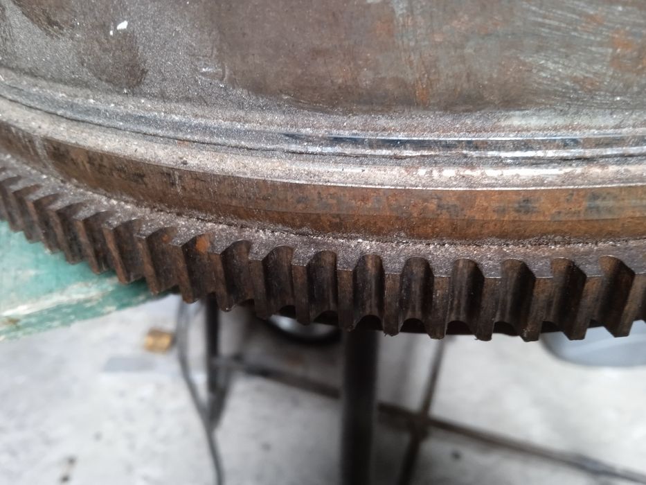 Маховик демферний мерседес віто 2.3