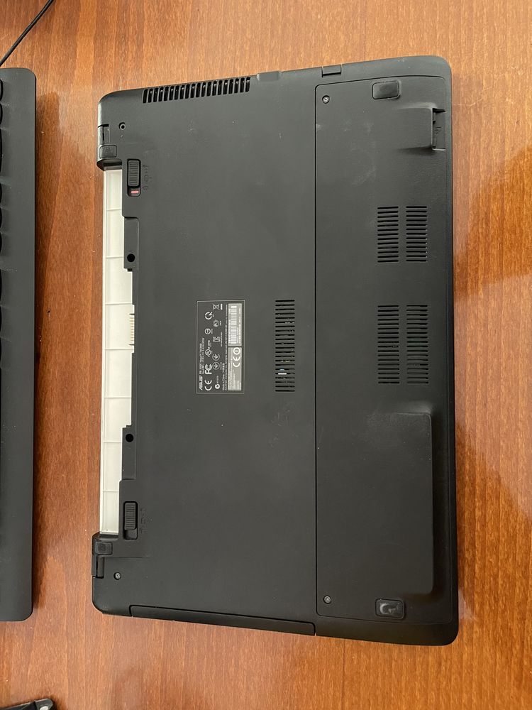 Ноутбук ASUS X552C / Intel / SSD / Без батареї